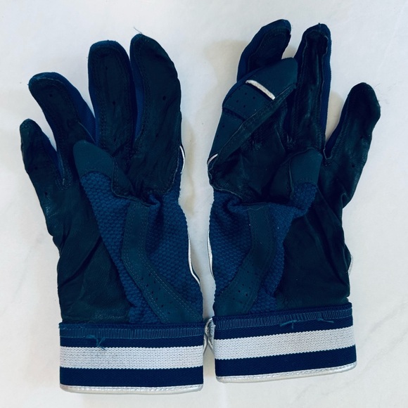 EASTON Walk Off Dark Blue Batting Glove with Silver Trim - Picture 3 of 7